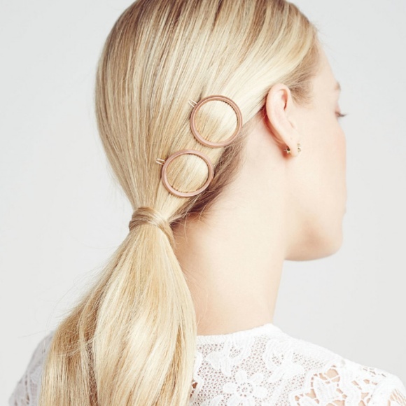 Rose Gold Circle Hair Clip Set - Picture 2 of 7